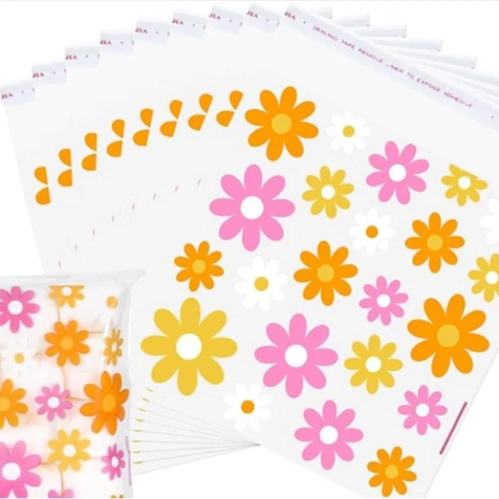 50PC Groovy Flower Pattern Self Adhesive Bags - Picture 2 of 3
